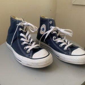 Navy blue high top converse!